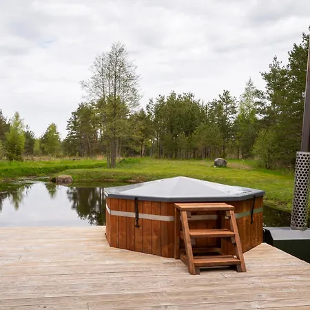 Holiday home Pond House Joeranna